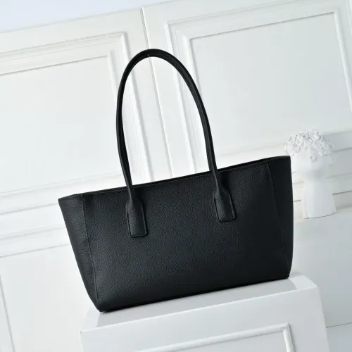 Replica Chanel AAA Quality Shoulder Bags For Women #1420094 $100.00 USD for Wholesale