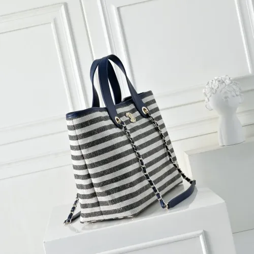 Replica Chanel AAA Quality Handbags For Women #1420113 $88.00 USD for Wholesale