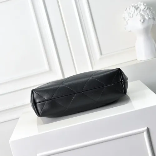 Replica Chanel AAA Quality Handbags For Women #1420128 $92.00 USD for Wholesale