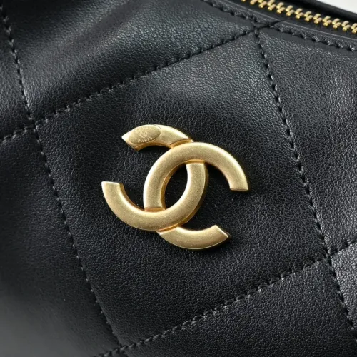 Replica Chanel AAA Quality Handbags For Women #1420128 $92.00 USD for Wholesale