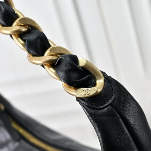Replica Chanel AAA Quality Handbags For Women #1420128 $92.00 USD for Wholesale
