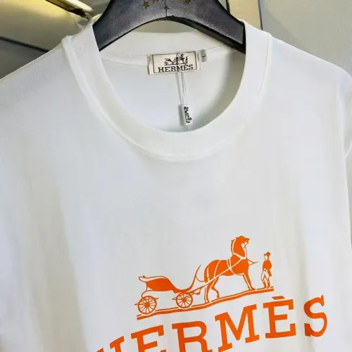 Replica Hermes T-Shirts Short Sleeved For Unisex #1420205 $27.00 USD for Wholesale