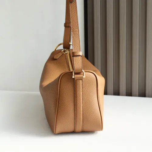 Replica Gucci AAA Quality Shoulder Bags For Women #1420355 $182.00 USD for Wholesale