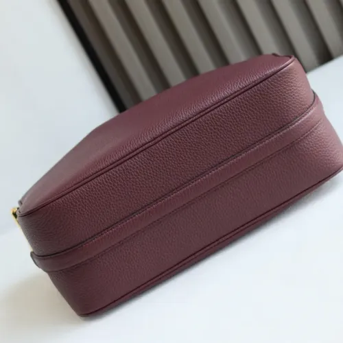 Replica Gucci AAA Quality Shoulder Bags For Women #1420359 $182.00 USD for Wholesale