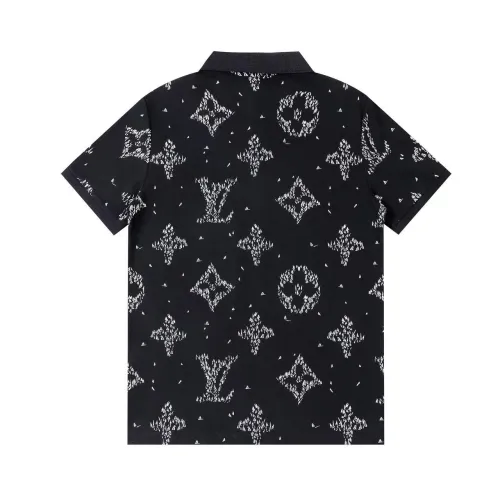 Replica Louis Vuitton LV T-Shirts Short Sleeved For Men #1420409 $39.00 USD for Wholesale