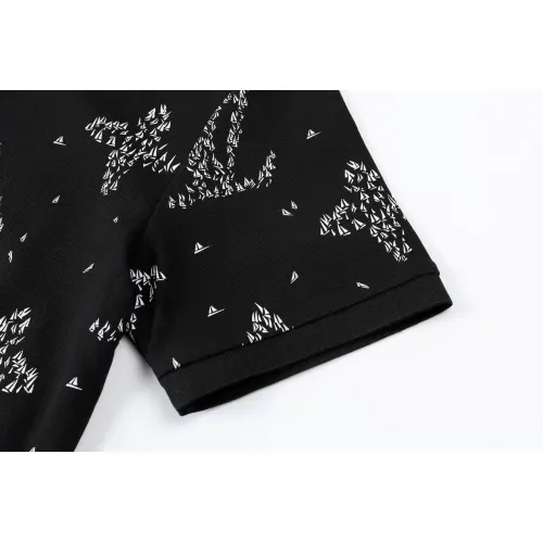 Replica Louis Vuitton LV T-Shirts Short Sleeved For Men #1420409 $39.00 USD for Wholesale