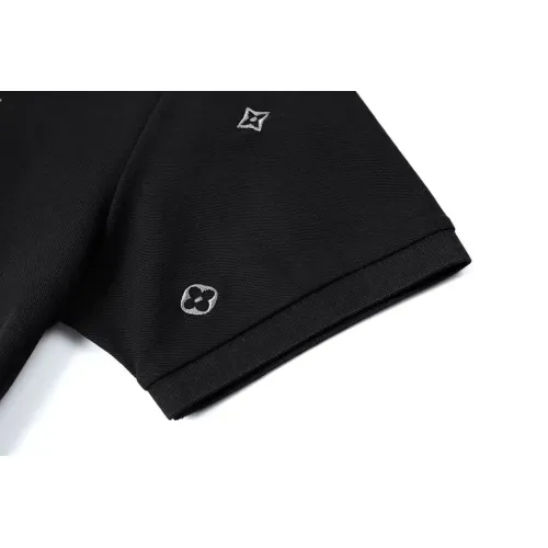 Replica Louis Vuitton LV T-Shirts Short Sleeved For Men #1420411 $39.00 USD for Wholesale