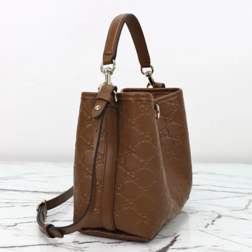 Replica Gucci AAA Quality Handbags For Women #1420471 $170.00 USD for Wholesale