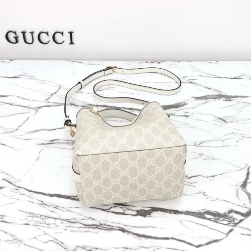 Replica Gucci AAA Quality Handbags For Women #1420495 $132.00 USD for Wholesale