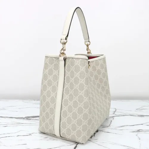 Replica Gucci AAA Quality Handbags For Women #1420496 $140.00 USD for Wholesale