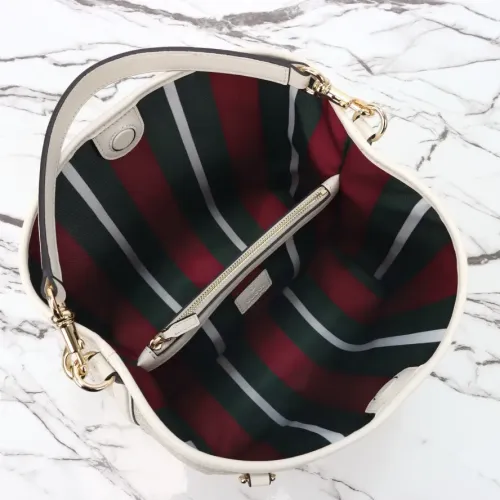 Replica Gucci AAA Quality Handbags For Women #1420496 $140.00 USD for Wholesale