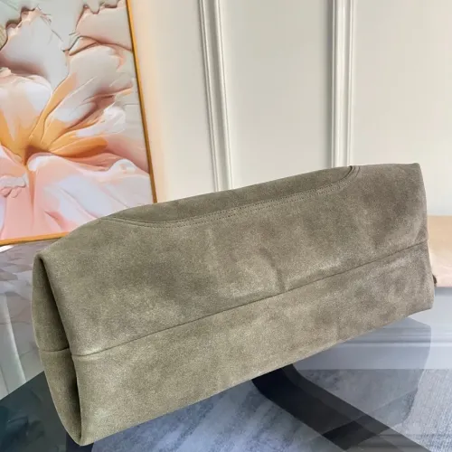 Replica Gucci AAA Quality Handbags For Women #1420565 $244.63 USD for Wholesale