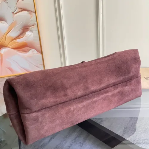 Replica Gucci AAA Quality Handbags For Women #1420568 $244.63 USD for Wholesale