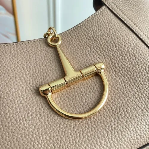Replica Gucci AAA Quality Handbags For Women #1420604 $202.00 USD for Wholesale