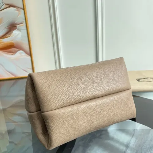 Replica Gucci AAA Quality Handbags For Women #1420604 $202.00 USD for Wholesale