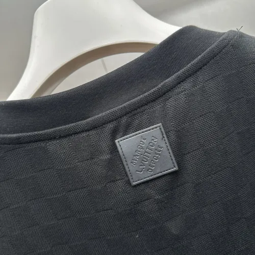 Replica Louis Vuitton LV T-Shirts Short Sleeved For Unisex #1421860 $72.00 USD for Wholesale