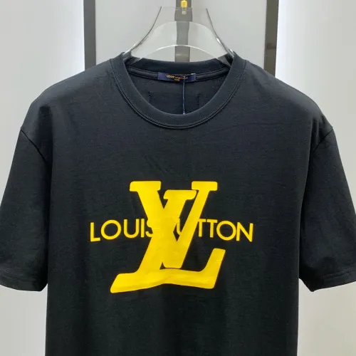 Replica Louis Vuitton LV T-Shirts Short Sleeved For Men #1421886 $68.00 USD for Wholesale