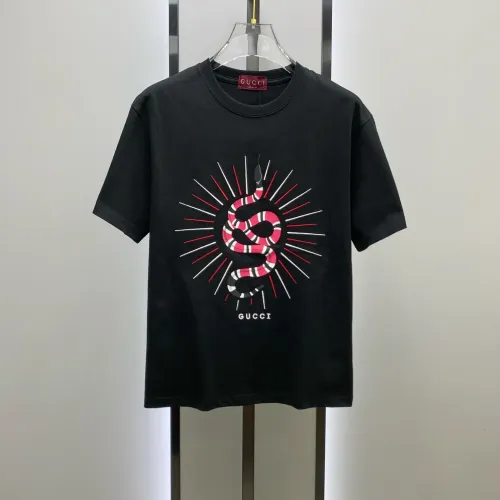 Gucci T-Shirts Short Sleeved For Men #1421930