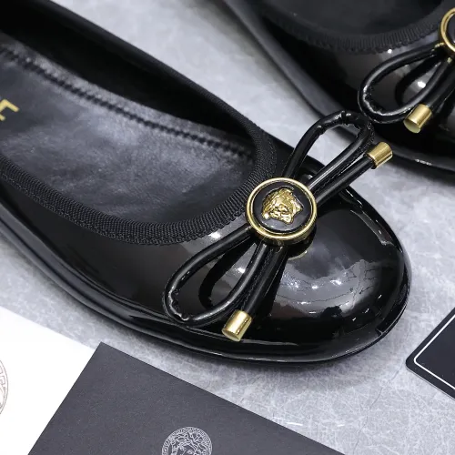 Replica Versace Flat Shoes For Women #1422326 $118.00 USD for Wholesale