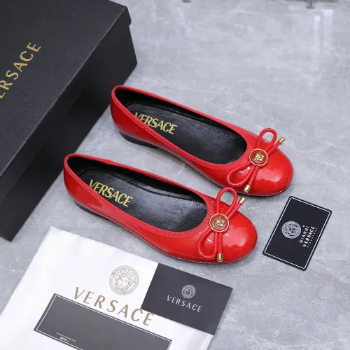 Replica Versace Flat Shoes For Women #1422328 $118.00 USD for Wholesale