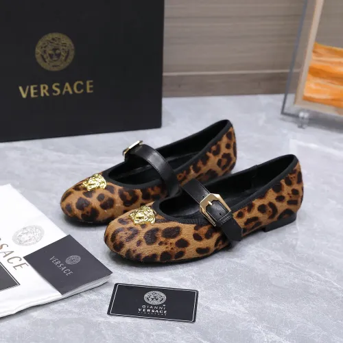 Versace Flat Shoes For Women #1422334 $118.00 USD, Wholesale Replica Versace Flat Shoes