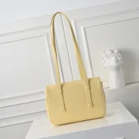 $76.00 USD Chanel AAA Quality Shoulder Bags For Women #1420072