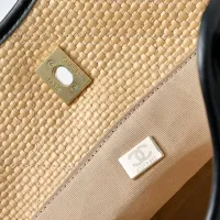 $88.00 USD Chanel AAA Quality Shoulder Bags For Women #1420081