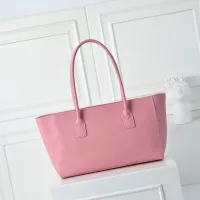 $100.00 USD Chanel AAA Quality Shoulder Bags For Women #1420093