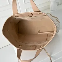 $88.00 USD Chanel AAA Quality Handbags For Women #1420112