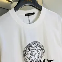 $27.00 USD Versace T-Shirts Short Sleeved For Unisex #1420209
