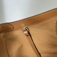 $235.00 USD Gucci AAA Quality Handbags For Women #1420364