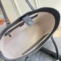 $132.00 USD Gucci AAA Quality Shoulder Bags For Women #1420546