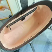 $182.00 USD Gucci AAA Quality Shoulder Bags For Women #1420548