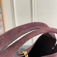 $244.63 USD Gucci AAA Quality Handbags For Women #1420568