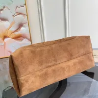 $244.63 USD Gucci AAA Quality Handbags For Women #1420570