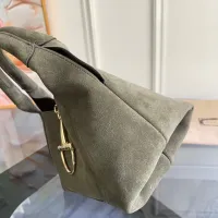 $185.00 USD Gucci AAA Quality Handbags For Women #1420615