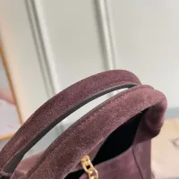 $185.00 USD Gucci AAA Quality Handbags For Women #1420616