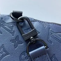 $92.00 USD Louis Vuitton AAA Man Messenger Bags #1422130