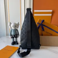 $92.00 USD Louis Vuitton AAA Man Messenger Bags #1422132