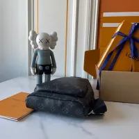 $92.00 USD Louis Vuitton AAA Man Messenger Bags #1422134