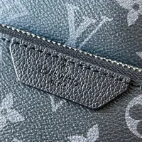 $92.00 USD Louis Vuitton AAA Man Messenger Bags #1422134