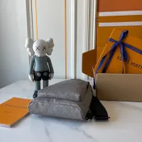 $92.00 USD Louis Vuitton AAA Man Messenger Bags #1422135