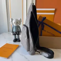 $92.00 USD Louis Vuitton AAA Man Messenger Bags #1422135