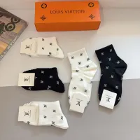 $27.00 USD Louis Vuitton LV Socks #1422392