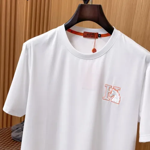 Replica Hermes T-Shirts Short Sleeved For Men #1422456 $45.00 USD for Wholesale