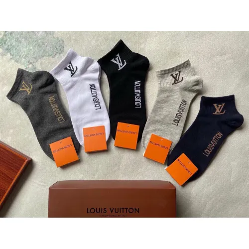 Replica Louis Vuitton LV Socks For Men #1422568 $25.00 USD for Wholesale