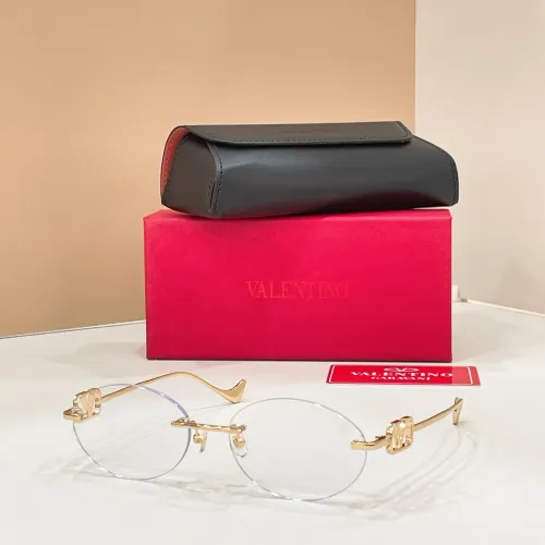 Valentino AAA Quality Sunglasses #1423271 $60.00 USD, Wholesale Replica Valentino AAA Quality Sunglasses