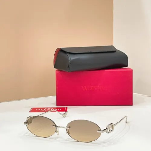 Valentino AAA Quality Sunglasses #1423308 $60.00 USD, Wholesale Replica Valentino AAA Quality Sunglasses