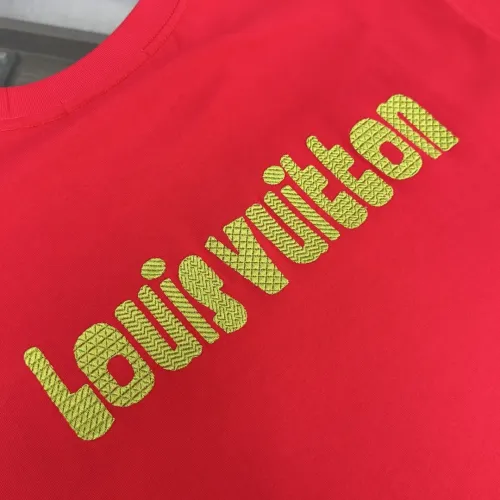 Replica Louis Vuitton LV T-Shirts Short Sleeved For Unisex #1423463 $32.00 USD for Wholesale