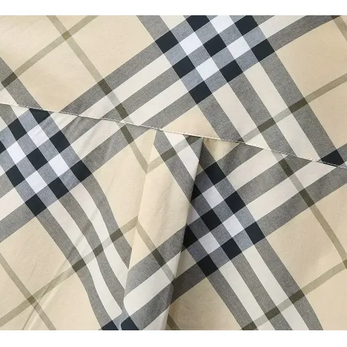 Replica Burberry Shirts Short Sleeved For Men #1423720 $39.00 USD for Wholesale
